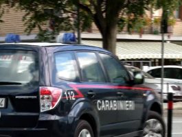 Fermata dai Carabinieri con 10 gr di marijuana