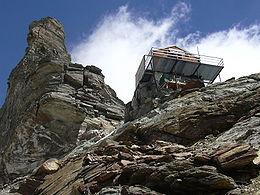 Alpinista veneta cade sul Cervino