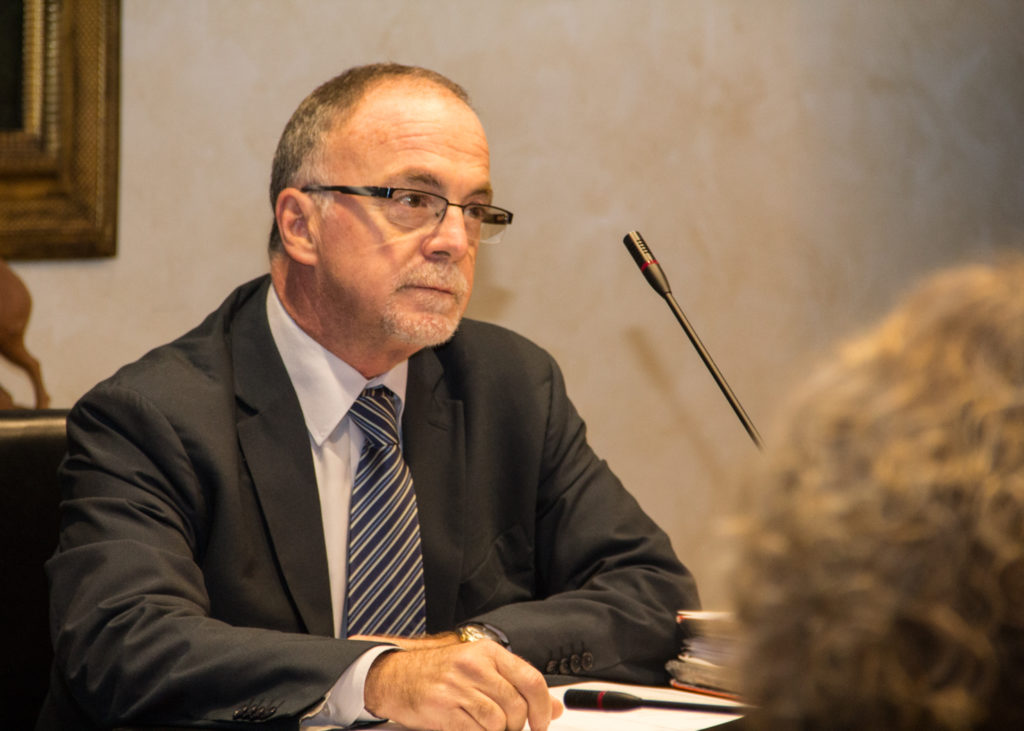 Iv Commissione Airbnb